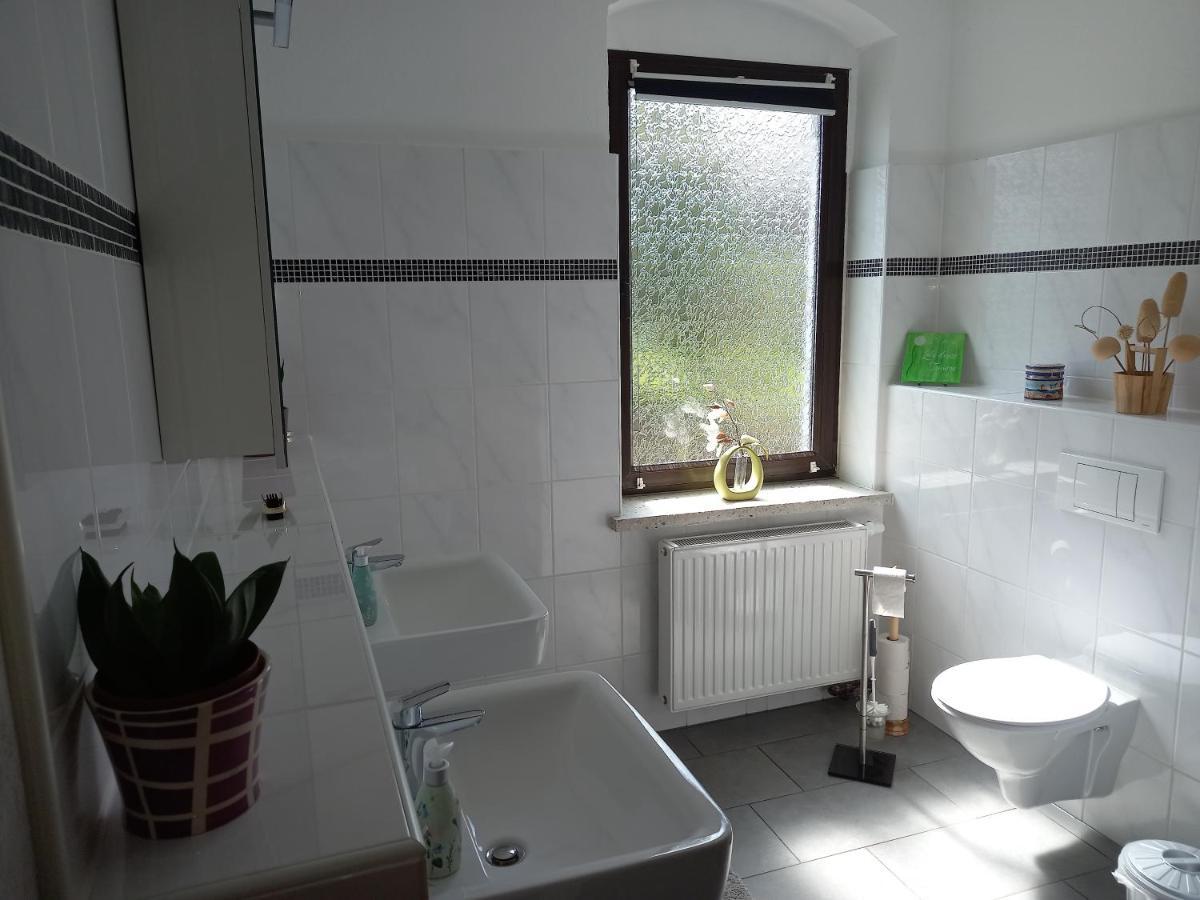 Familienfreundliche Ferienwohnung Erzgebirge شنيهبرغ المظهر الخارجي الصورة
