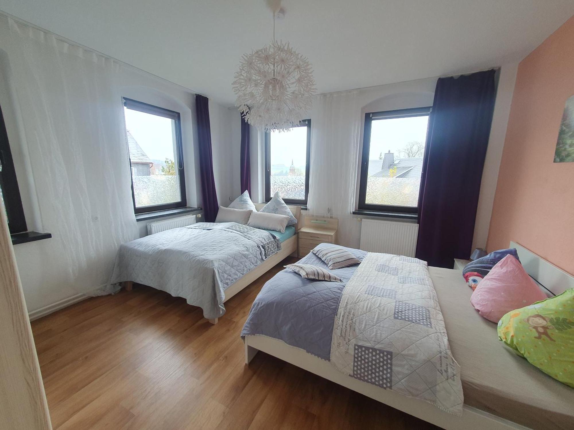 Familienfreundliche Ferienwohnung Erzgebirge شنيهبرغ المظهر الخارجي الصورة