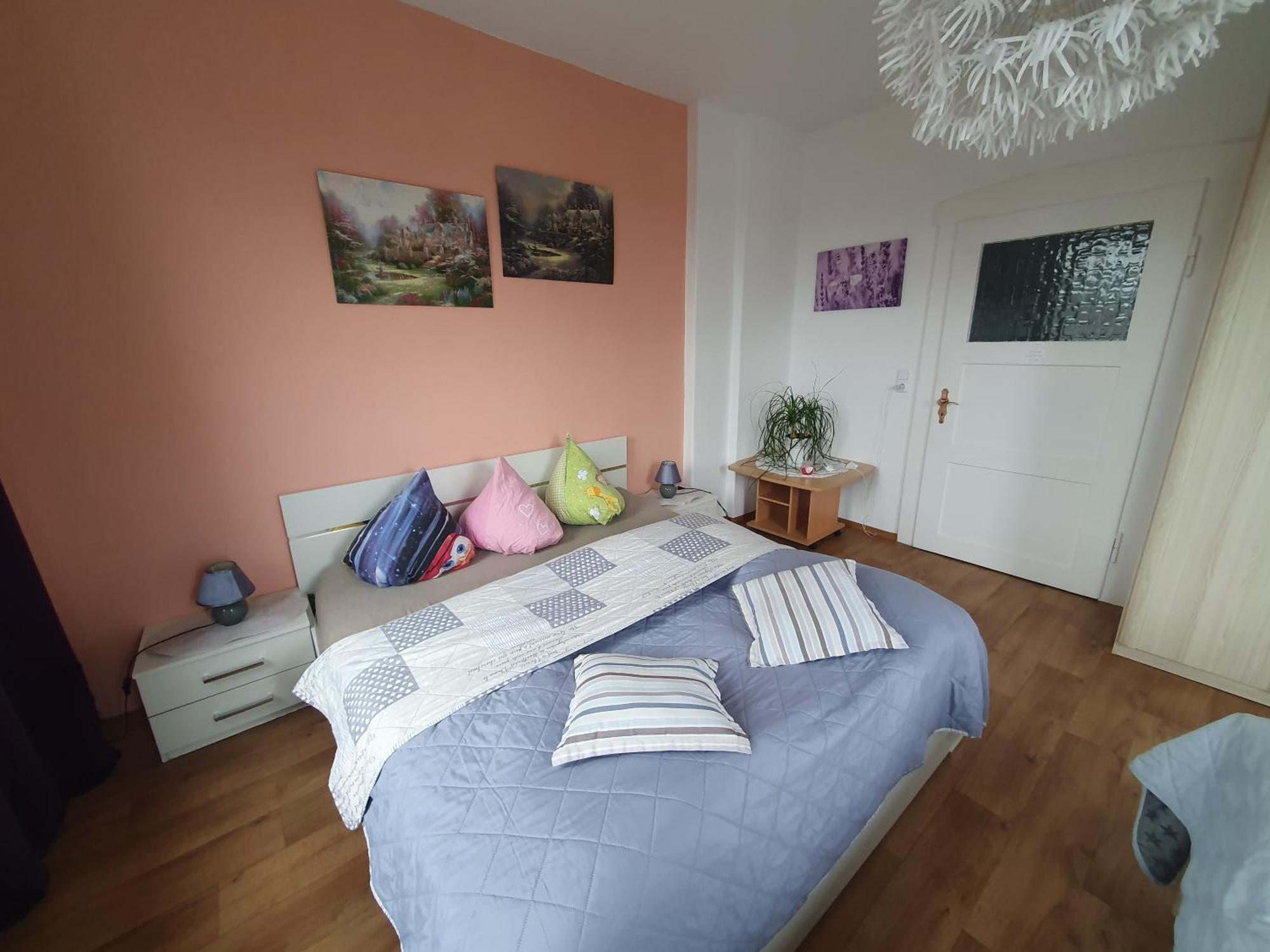 Familienfreundliche Ferienwohnung Erzgebirge شنيهبرغ المظهر الخارجي الصورة